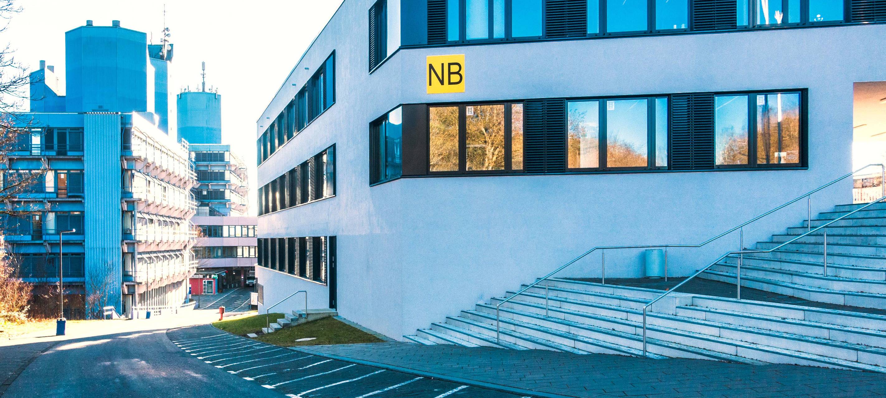 Digitale Kompetenz von Lehrenden an Hochschulen steigern