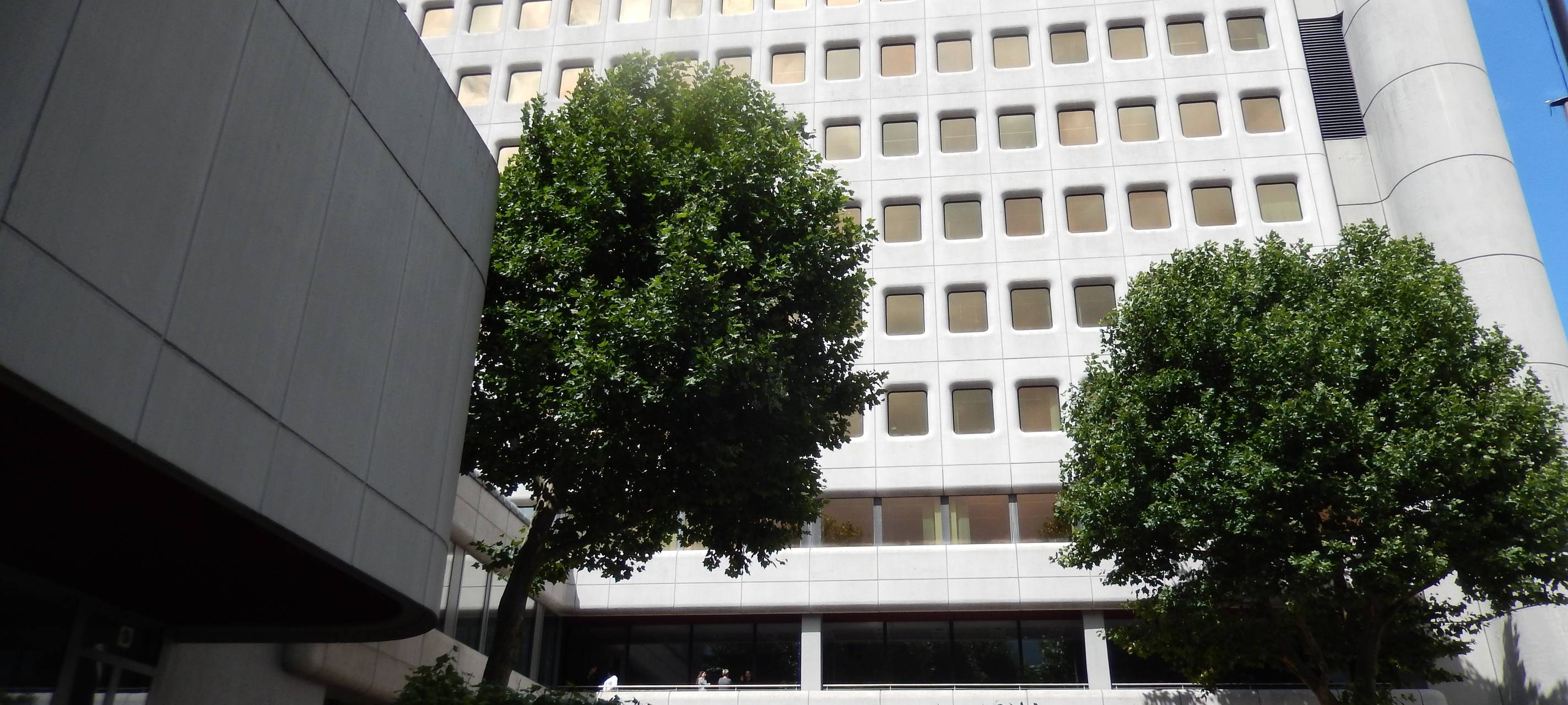 EiEin 19-jähriger steht vor dem Landgericht Siegen. Er hat einer Frau Socken klaut - weil er Halluzinationen hatte?