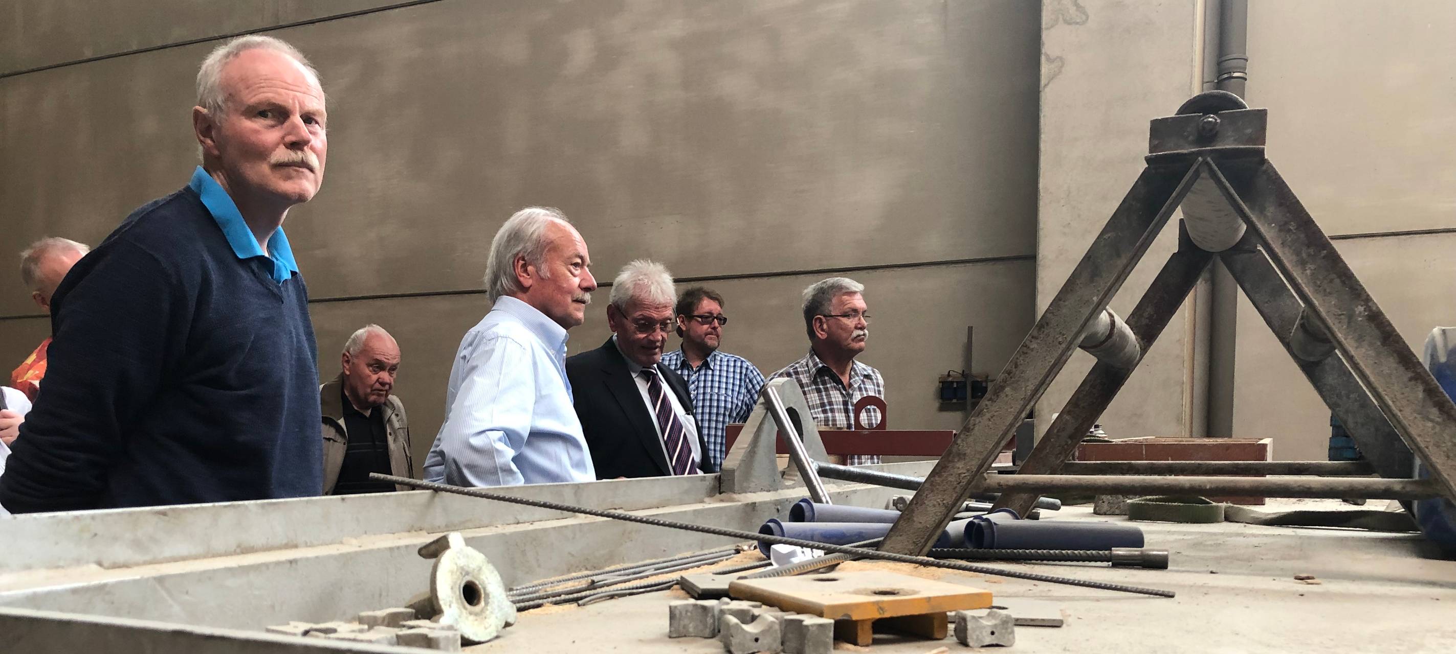 SPD Netphen besucht Bauunternehmung Günther