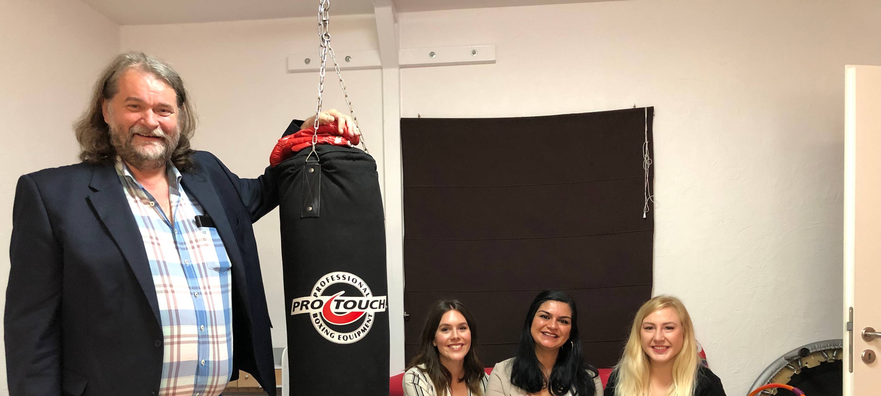 Fast 100 Betroffene sexualisierter Gewalt in 2018