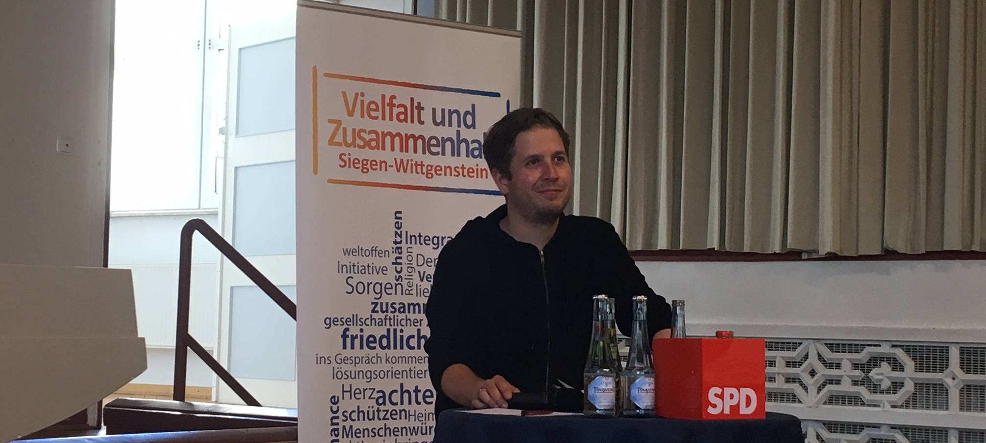 Kevin Kühnert im Siegener Lyz