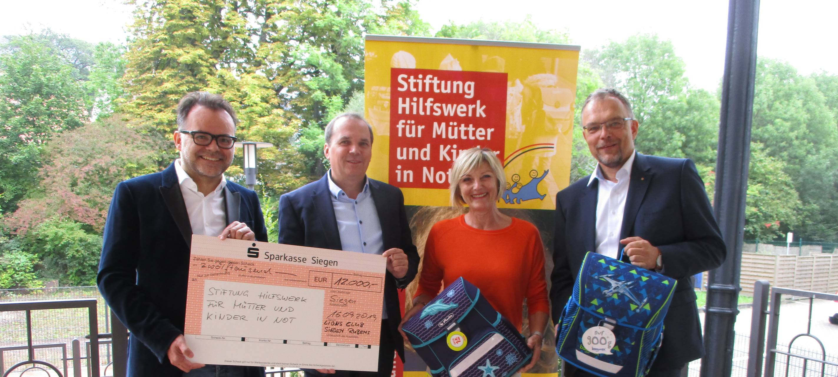 Lionsclub Siegen-Rubens spendet 12.000 Euro