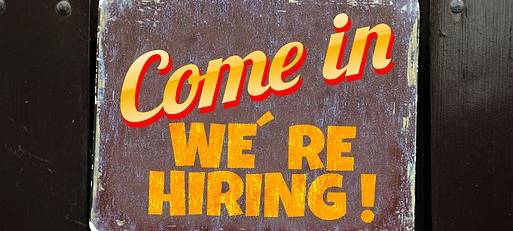 Arbeitsmarkt trotz Konjunktur-Talfahrt weiter stark