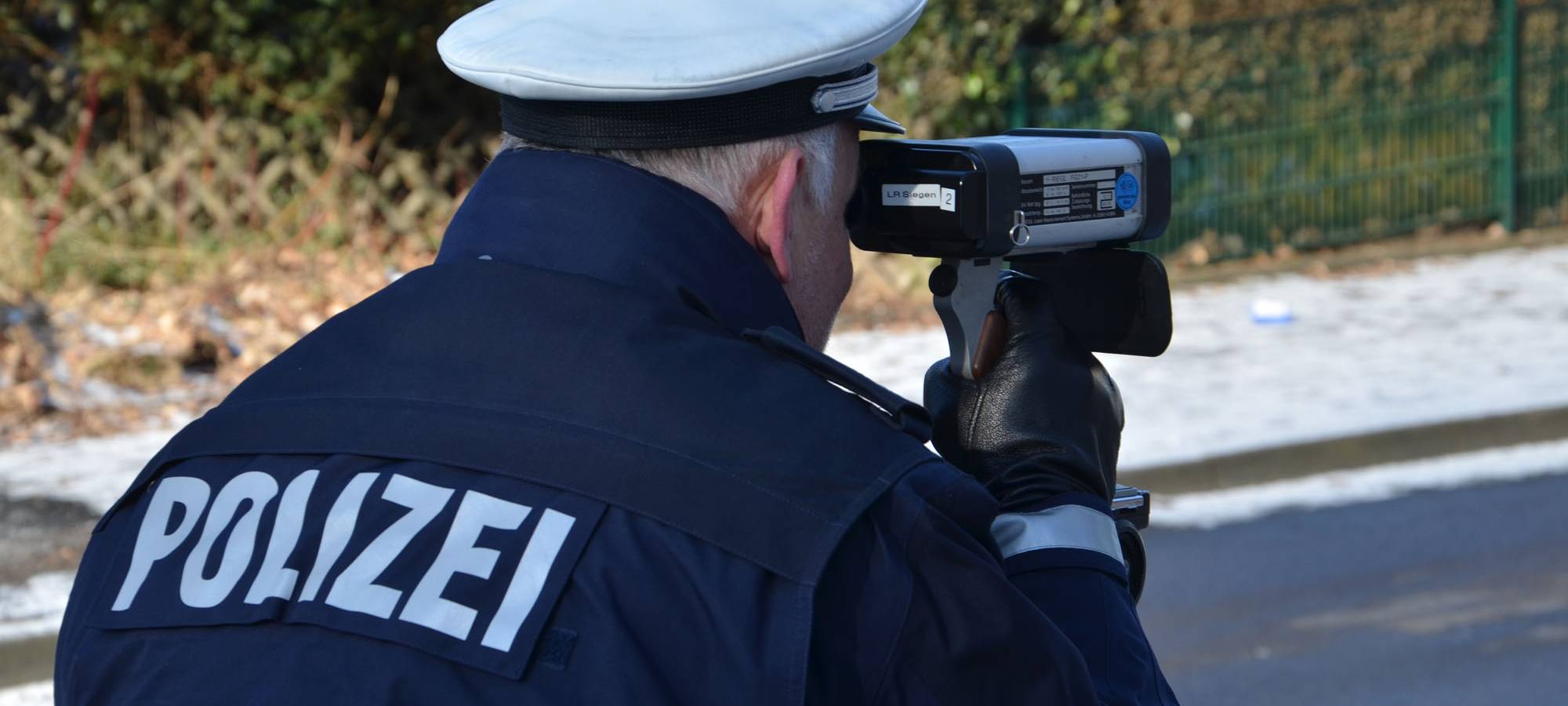 Polizei erwischt fast 50 Temposünder