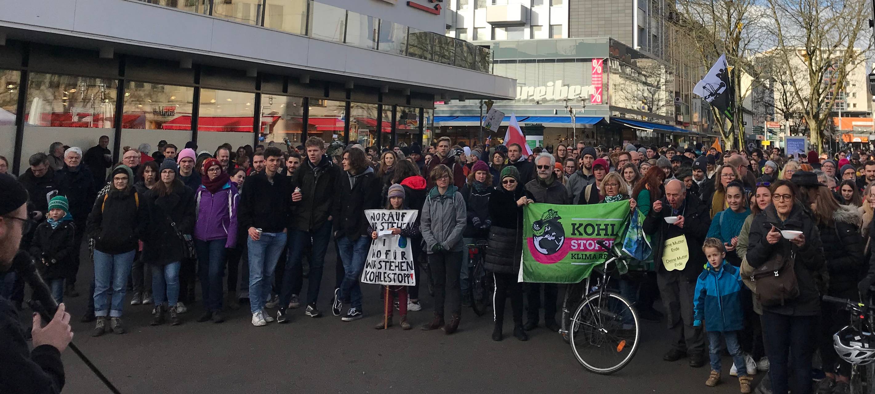 800 Menschen bei Klimastreik in Siegen