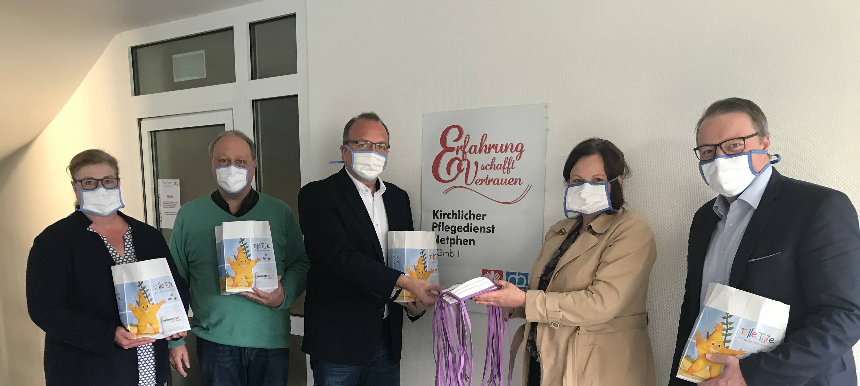 150 Masken für Pflegedienst genäht