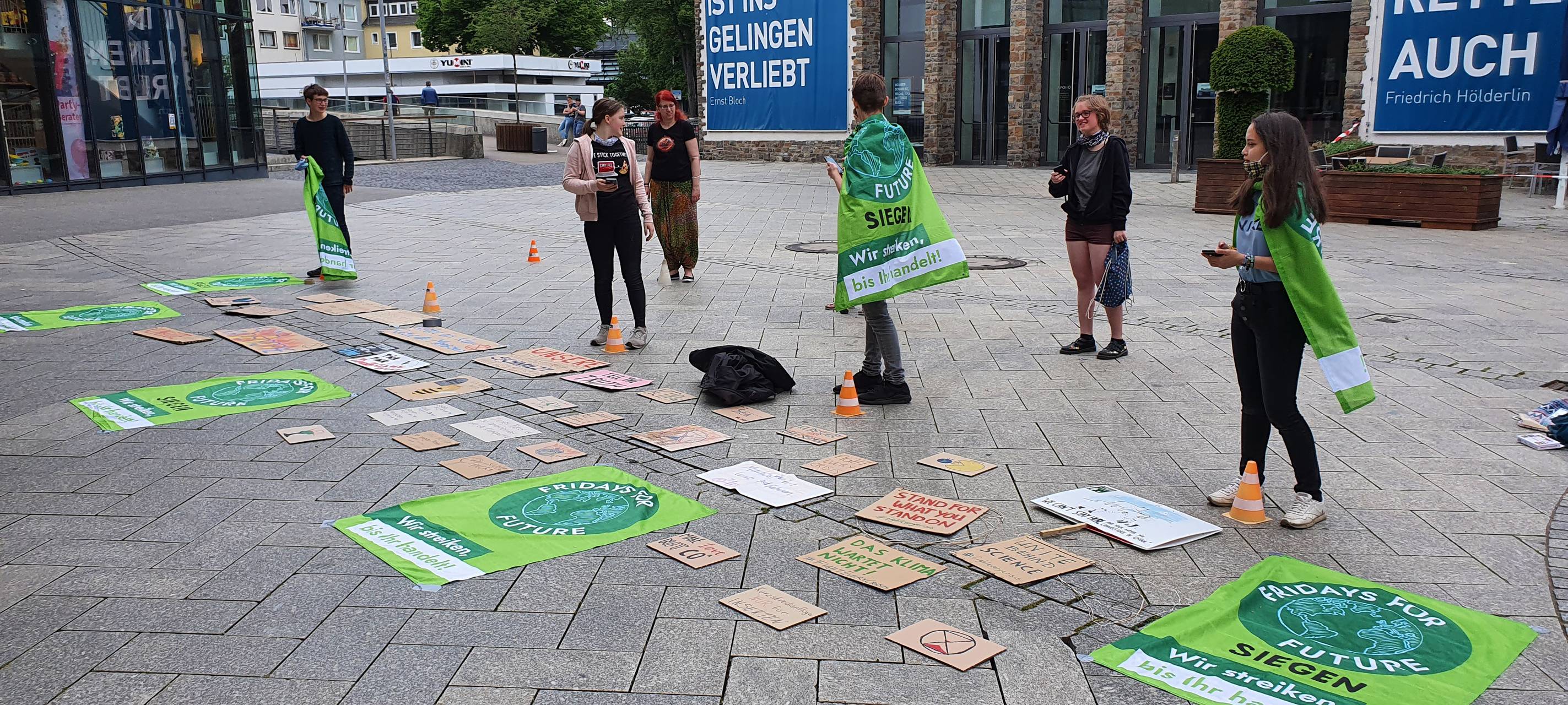 "Fridays for Future" demonstriert wieder