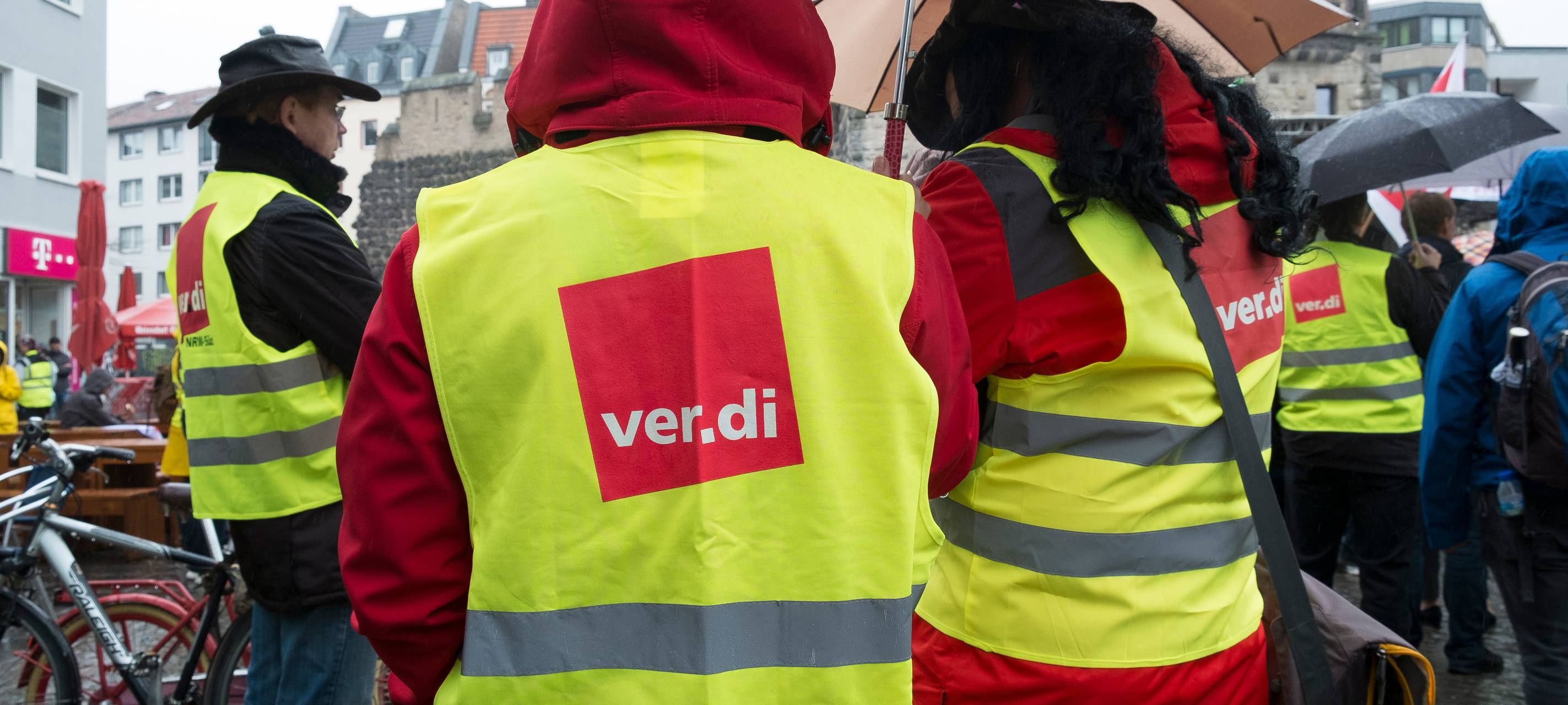 ver.di Verdi Gewerkschaft Streik Streiken Arbeitskampf