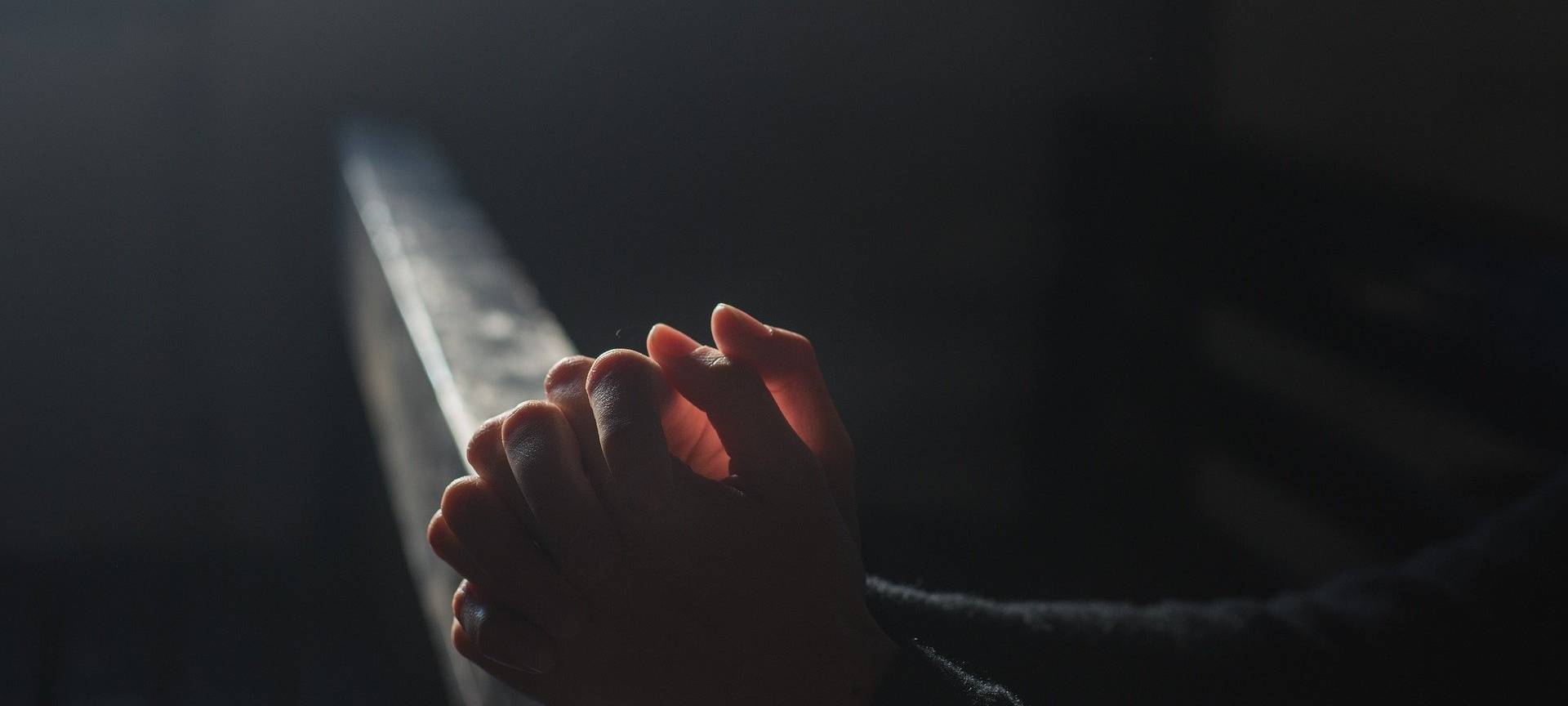 Viele Menschen treten aus der Kirche aus