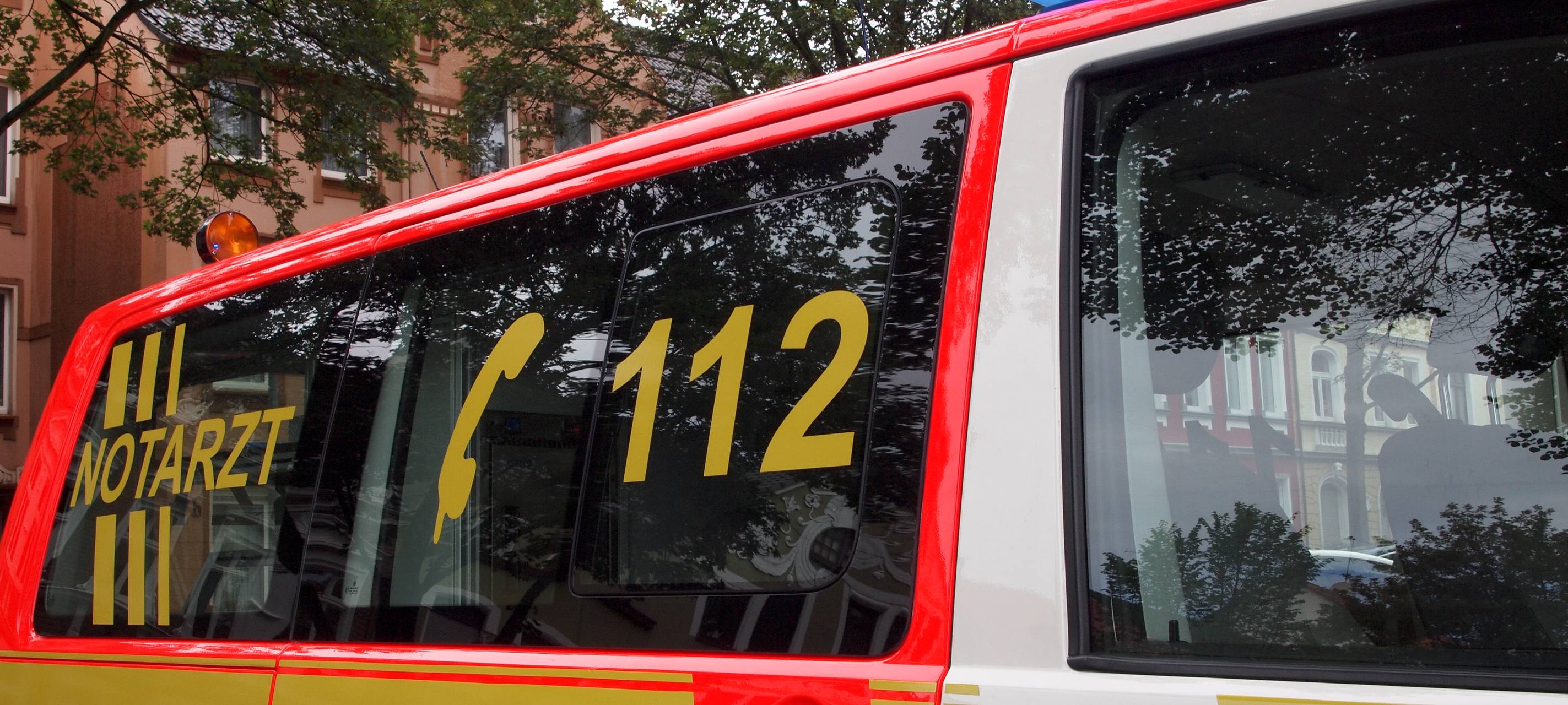 Bauhofmitarbeiter der Stadt Netphen bei Unfall schwer verletzt