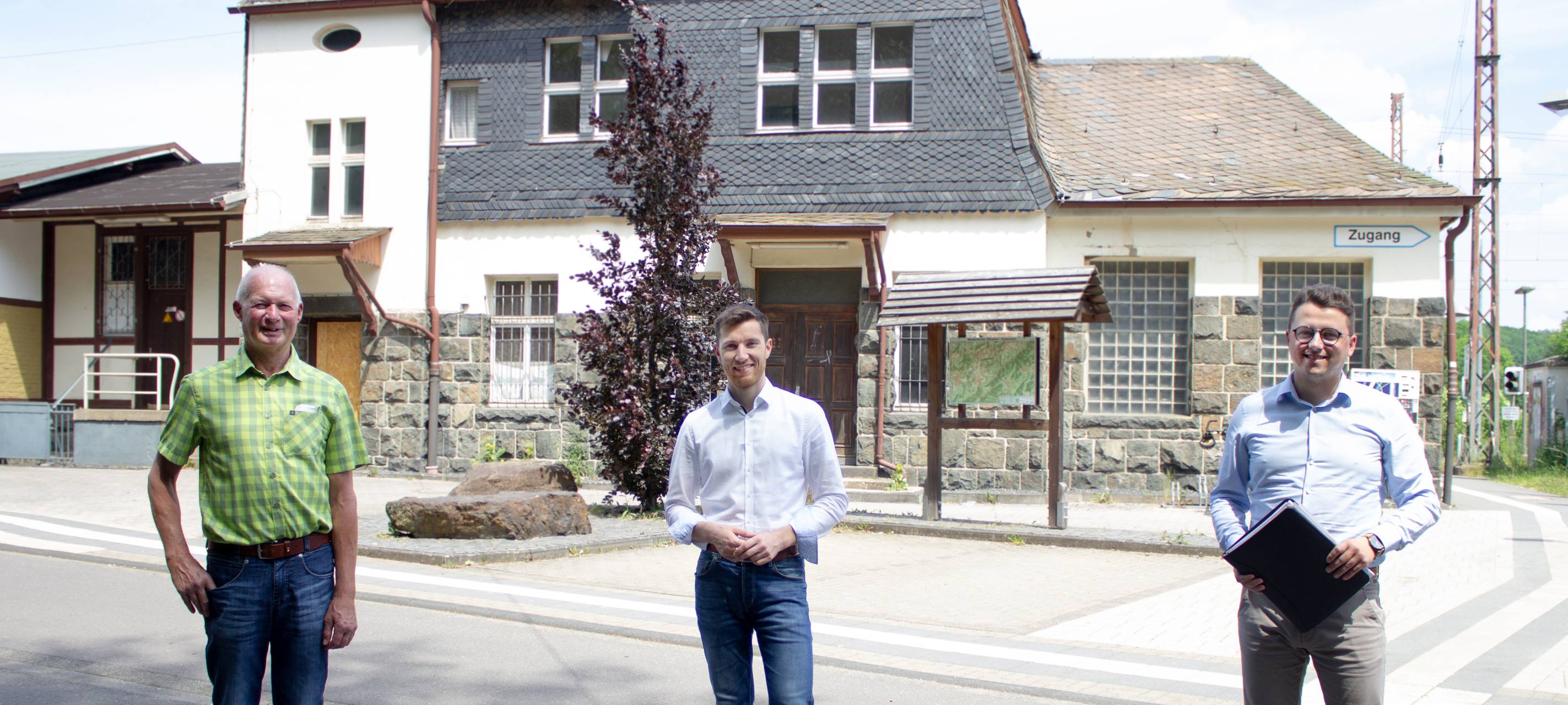 Unter Dach und Fach