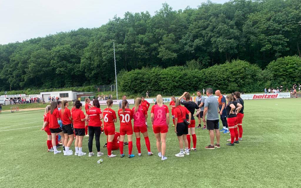 Sportfreunde-Damen verpassen Aufstieg - Radio Siegen