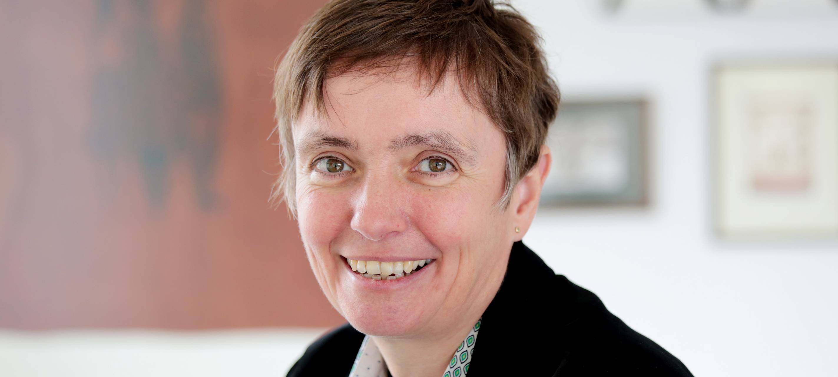 Siegener Prof. Dr. Friederike Welter als Mitglied in die Academia Europaea aufgenommen
