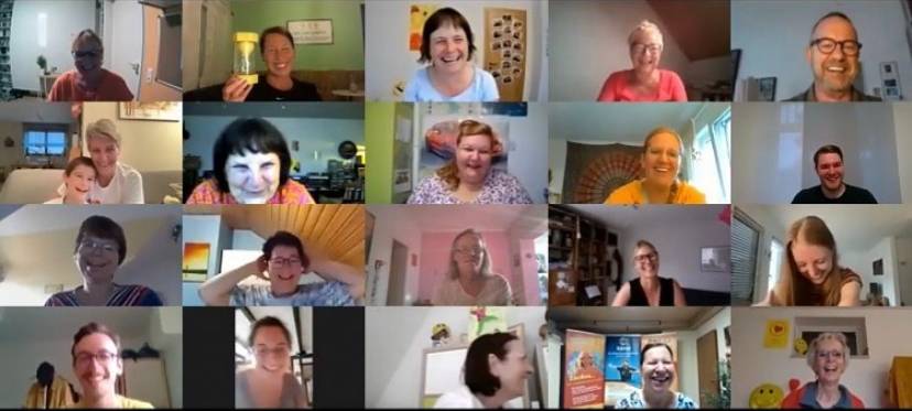 Lachyoga mit Betty Bach
