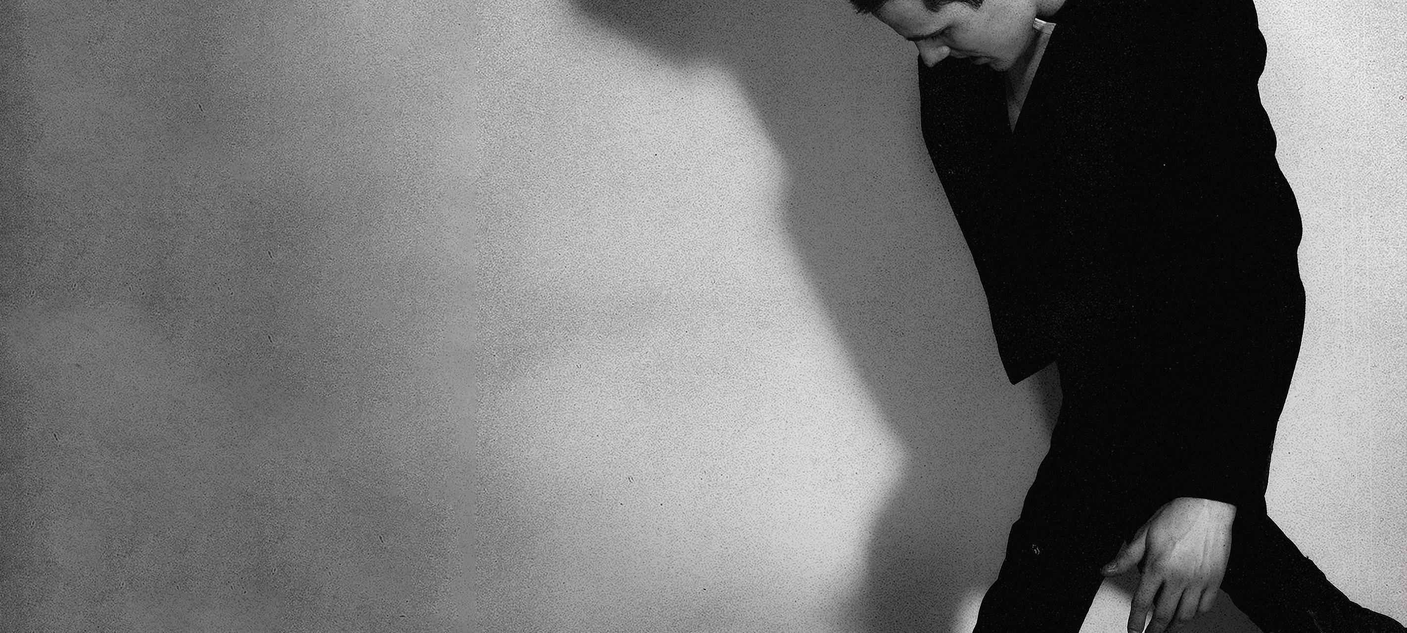 Tom Gregory - Footprints