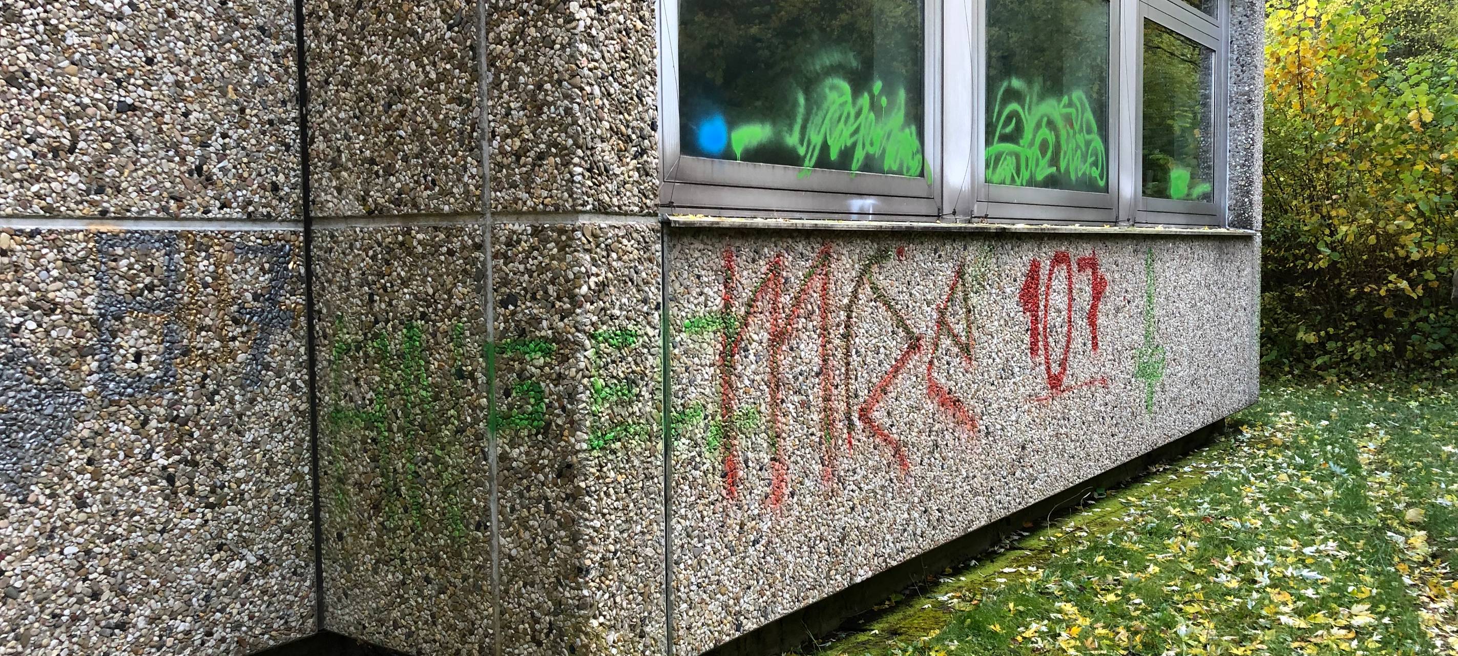 Neue Mängel an Lachsbachschule entdeckt