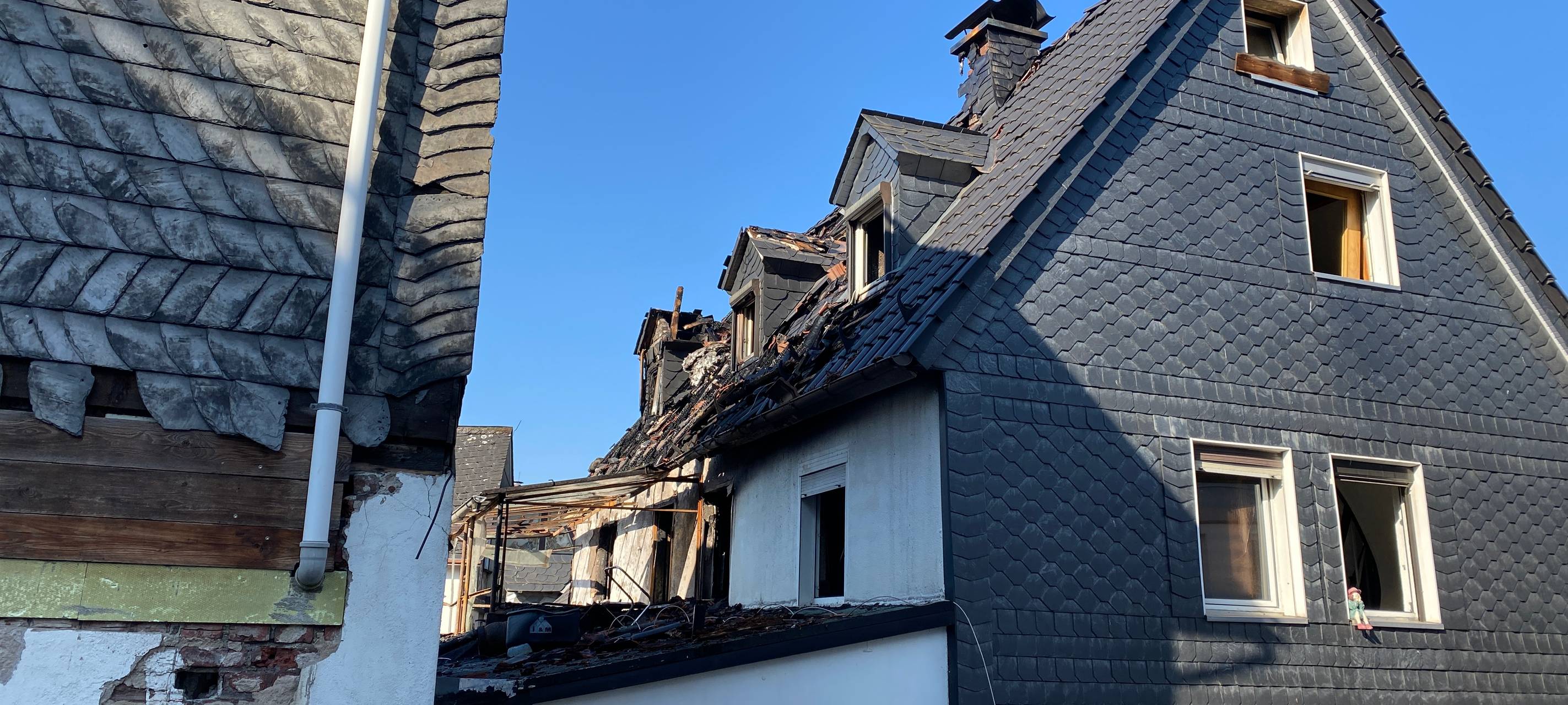 Update: Zimmerbrand in Siegen