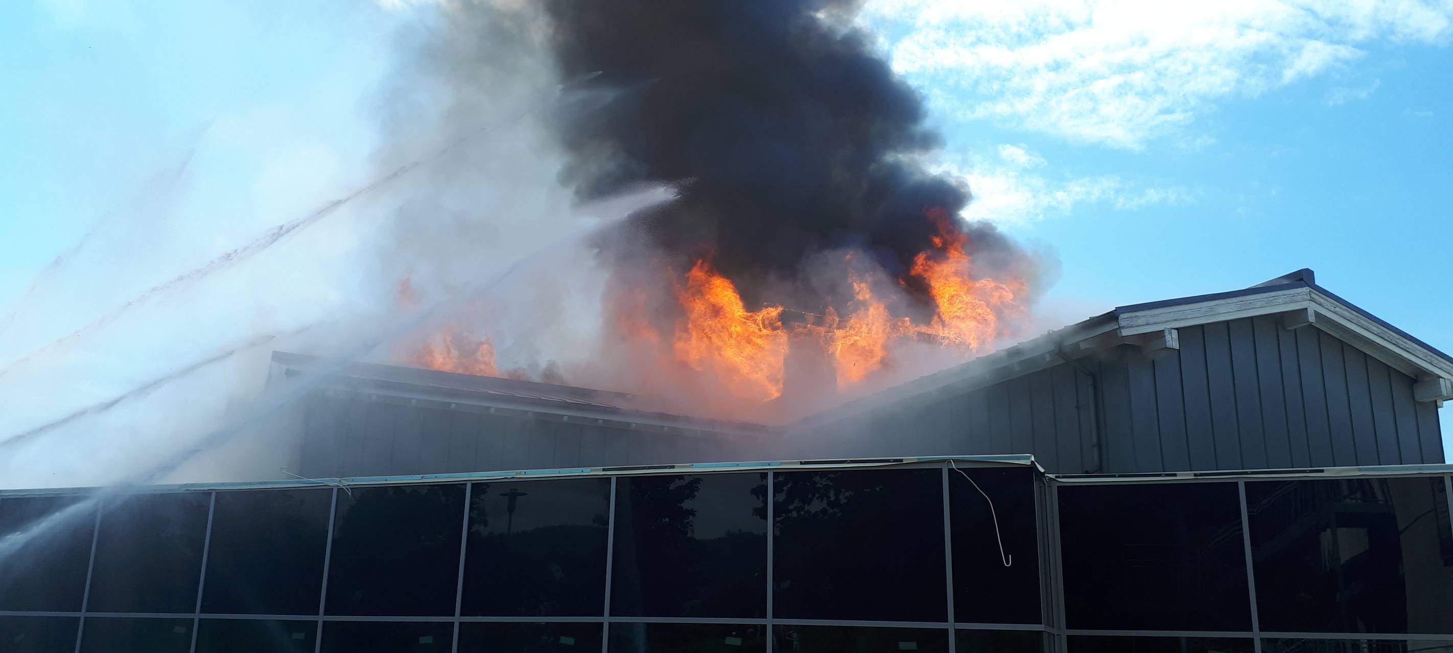 Das Feuer an der Stadthalle Kreuztal