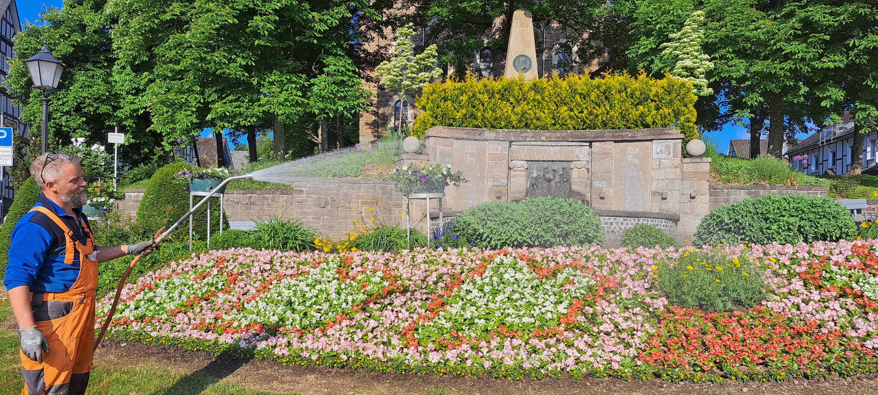 Botschaft mit Blumen
