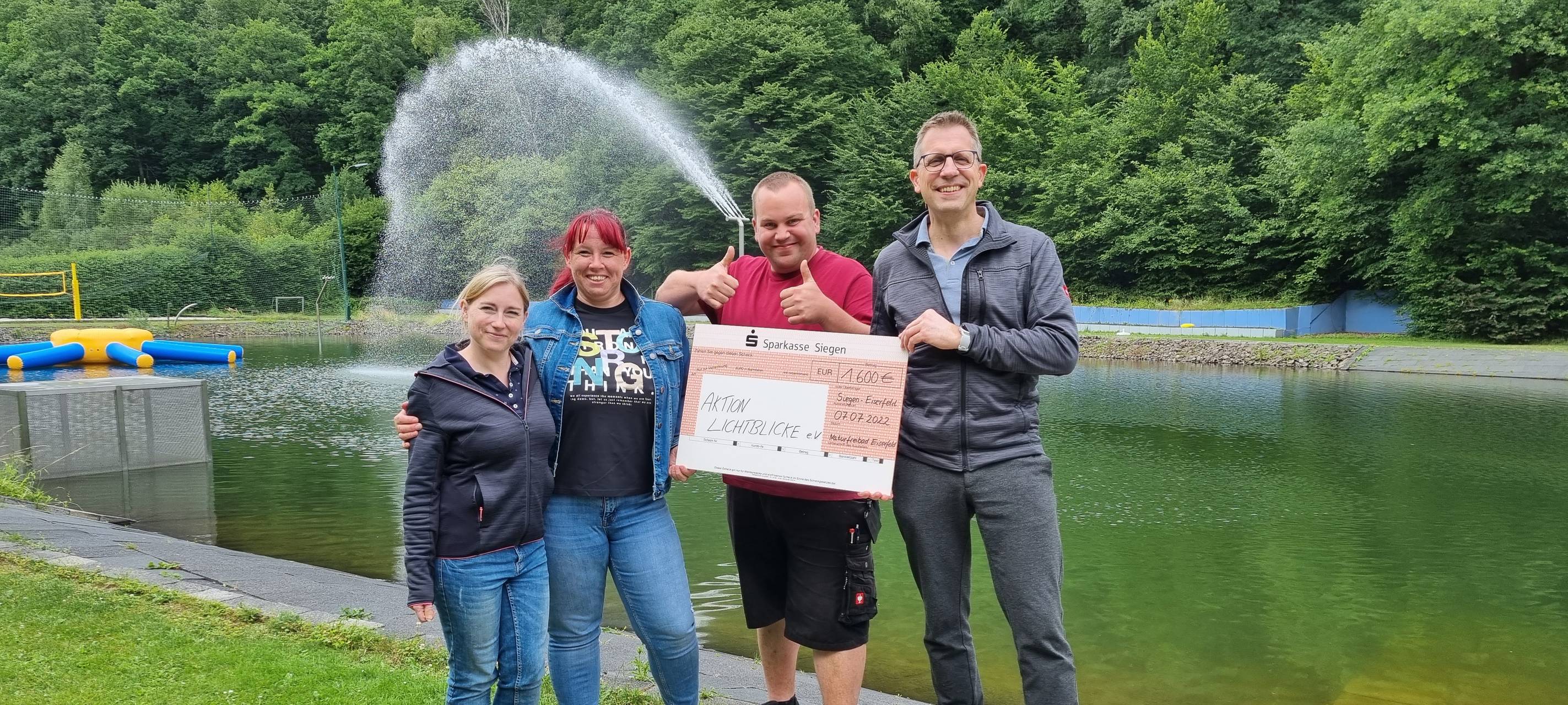 1.600 Euro vom Förderverein Naturfreibad Eiserfeld