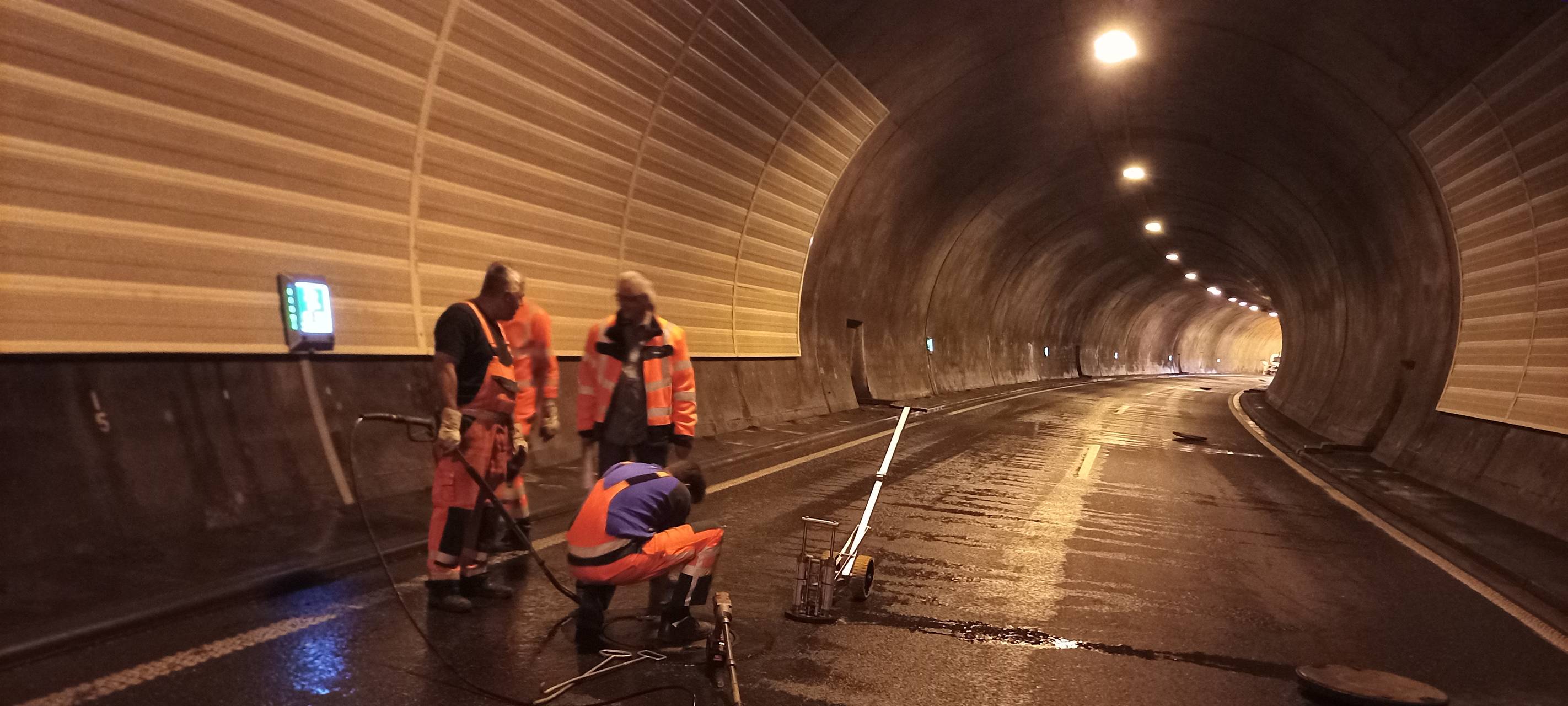 Routinemäßige Reinigungsarbeiten