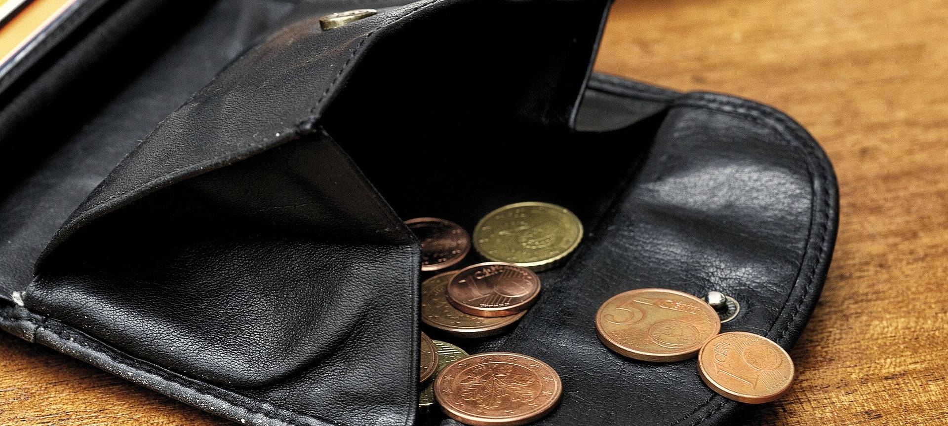 Geld für Schulbedarf oder Nachhilfe