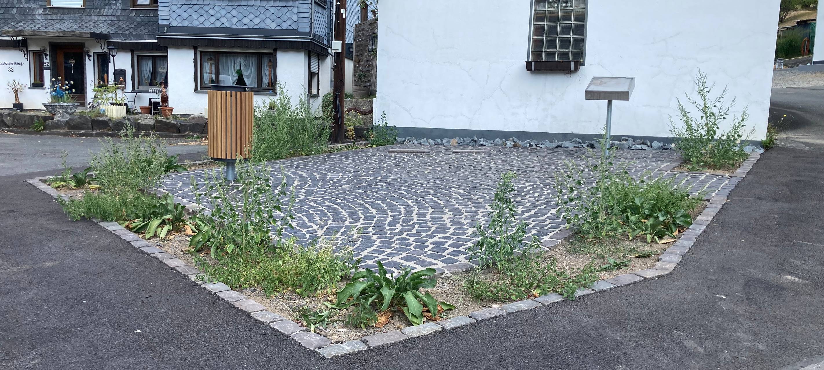 Trupbach widmet Buzz Aldrin ein Denkmal auf einem Platz