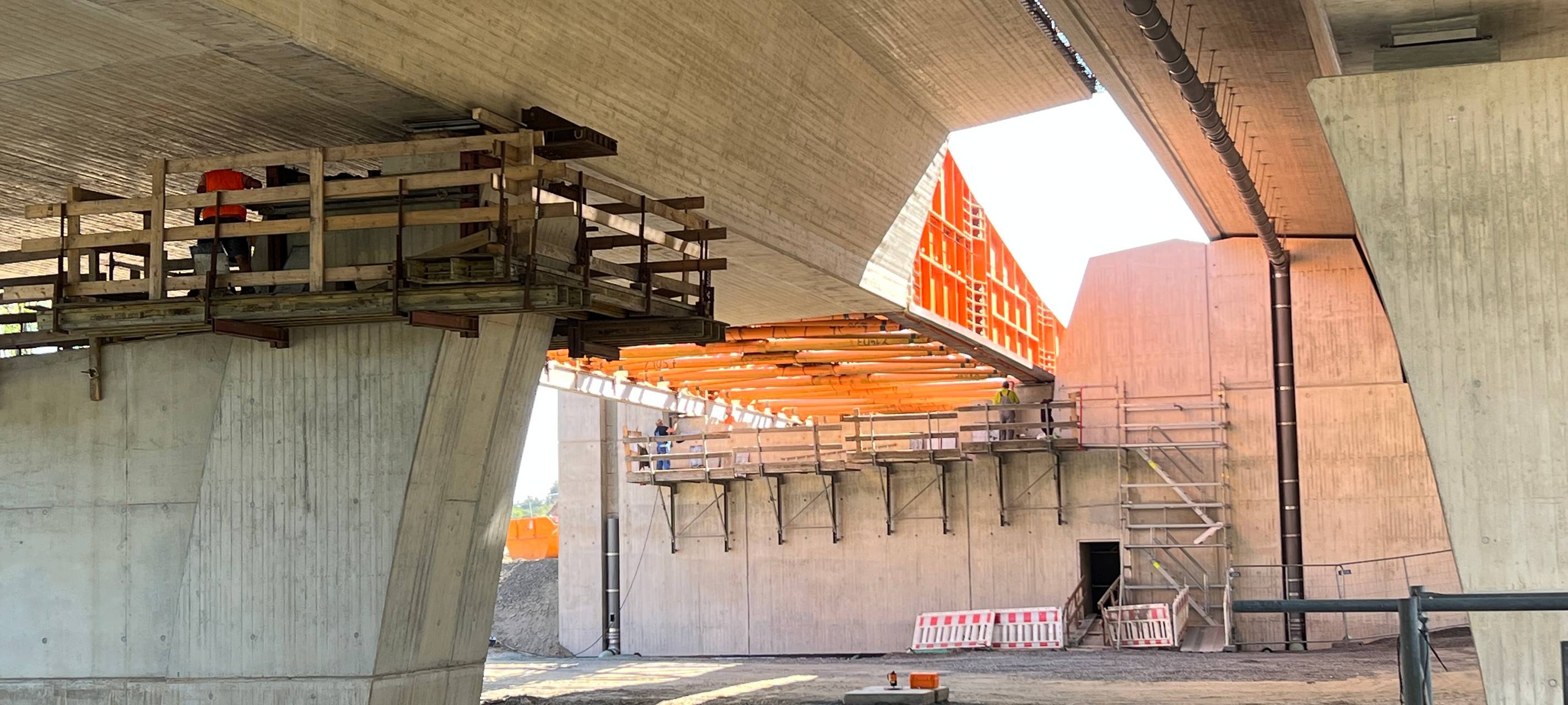 Talbrücke Kalteiche bei Wilnsdorf ist angedockt