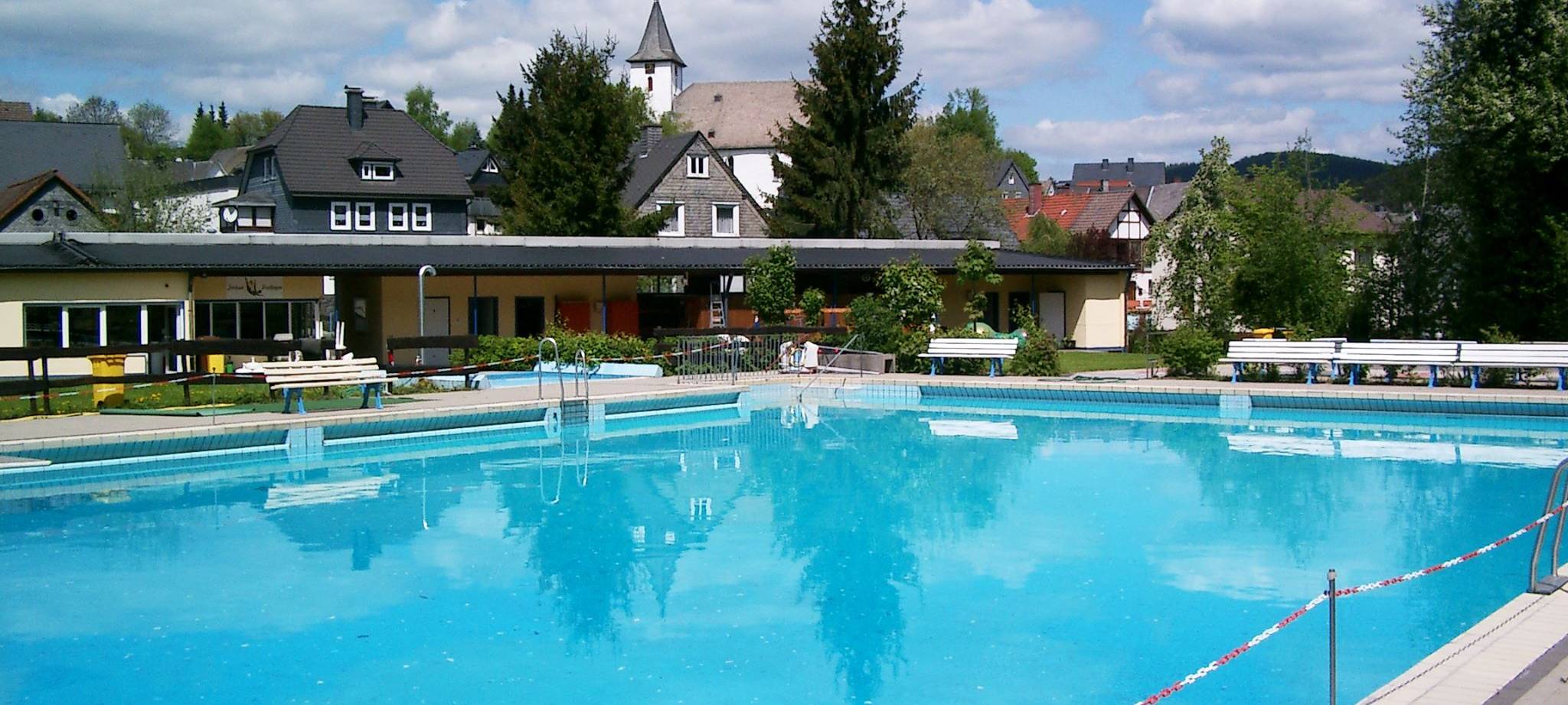 Wasser-Recycling im Freibad Feudingen