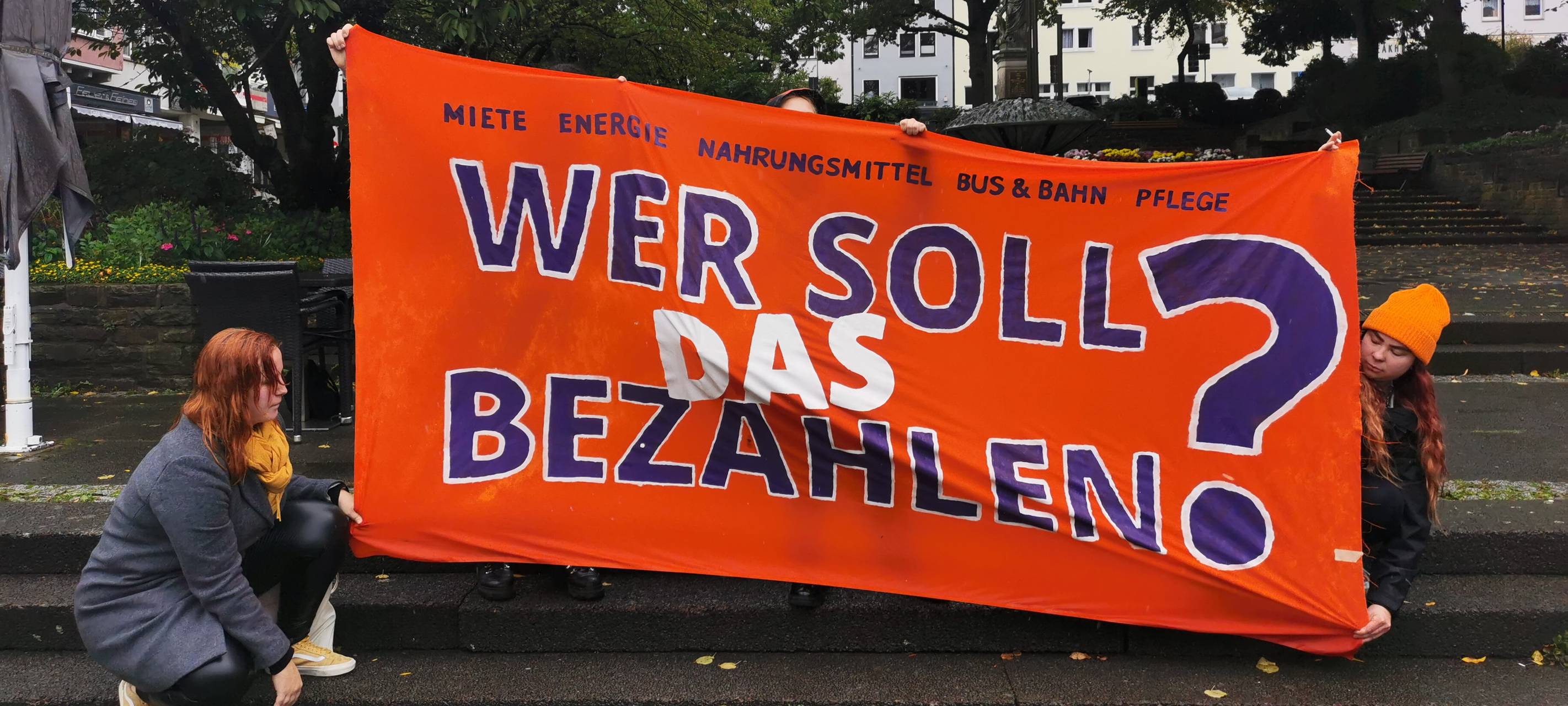 Studentisches Bündnis demonstriert in Siegen gegen steigende Preise