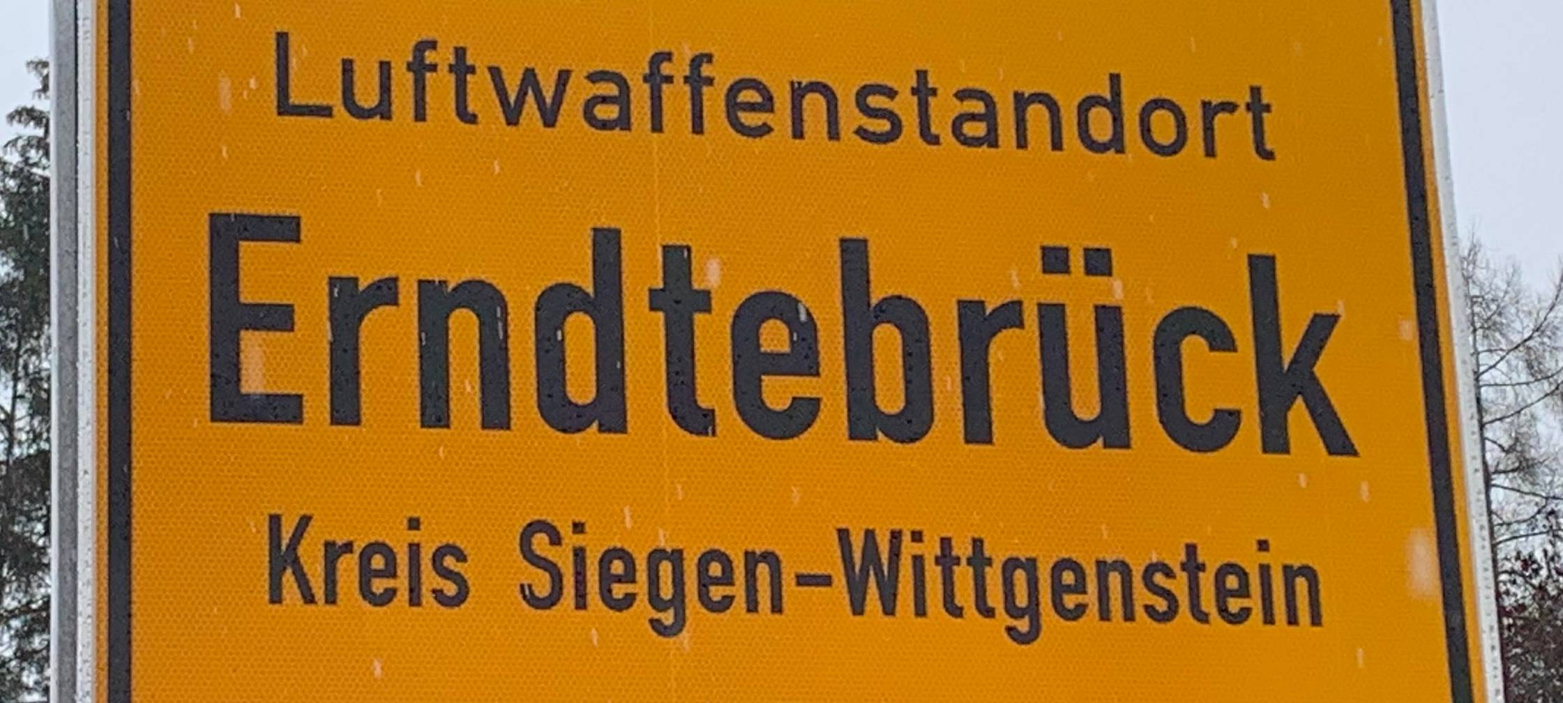 Erndtebrück hat neue Ortsschilder