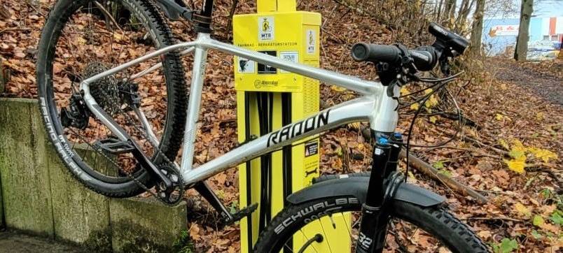 Neue Fahrrad-Servicestation am Flowtrail Siegen