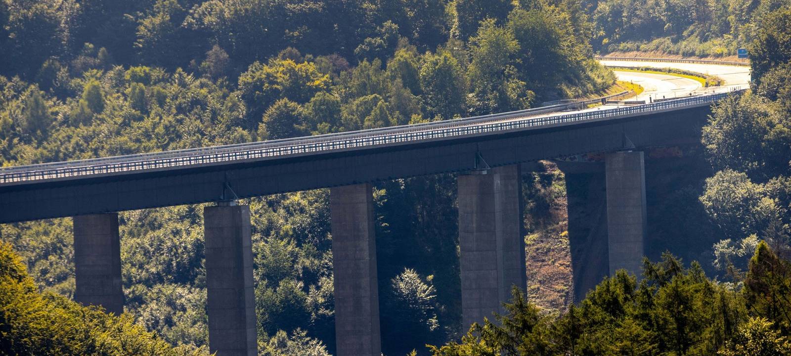 NRW-Verkehrsausschuss spricht über gesperrte A45-Talbrücke "Rahmede" bei Lüdenscheid