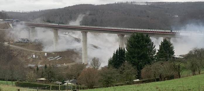 Bilderbuchsprengung bei Eisern