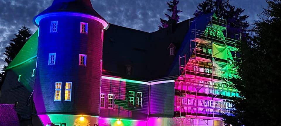 Heavy Metall im Schloss Junkernhees