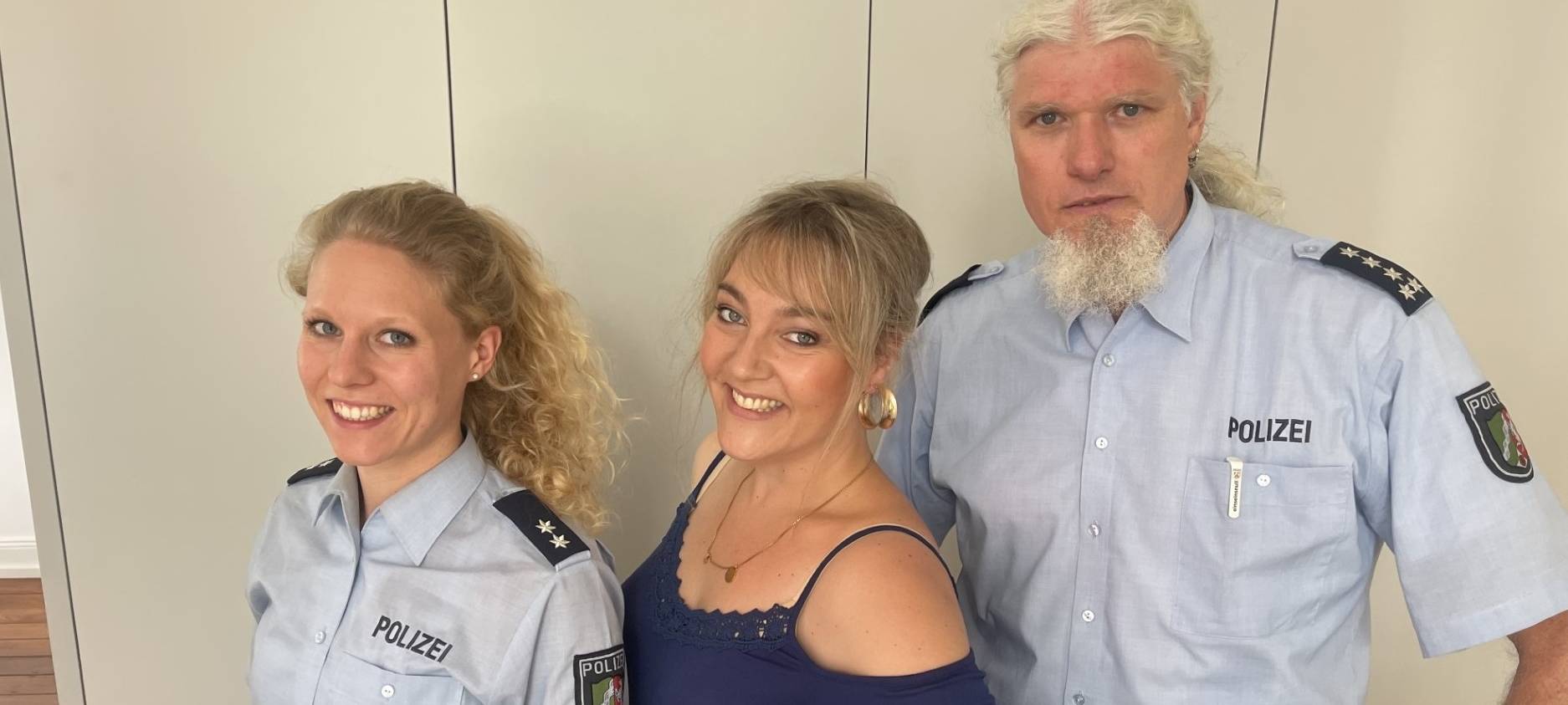 BITTE FOLGEN - die Polizei-Sprechstunde