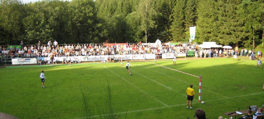 Faustball-Länderspiele in Vormwald