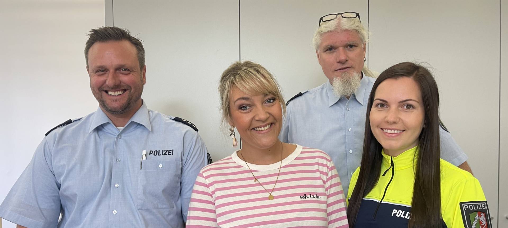 BITTE FOLGEN - die Polizei-Sprechstunde