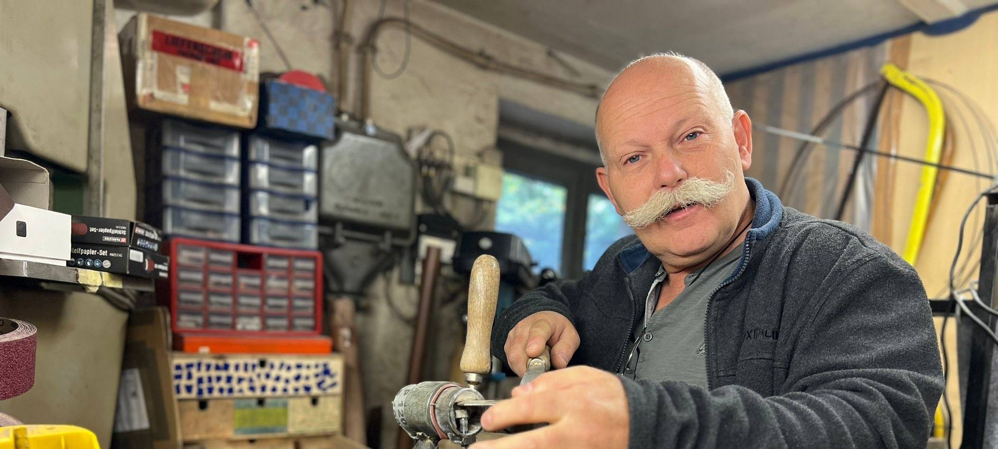 Stefan Thiel messerscharf unterwegs