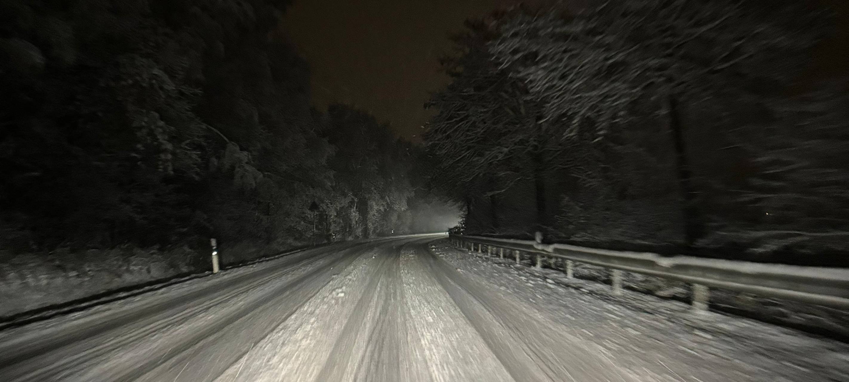 Viel neuer Schnee, aber nur wenige Unfälle