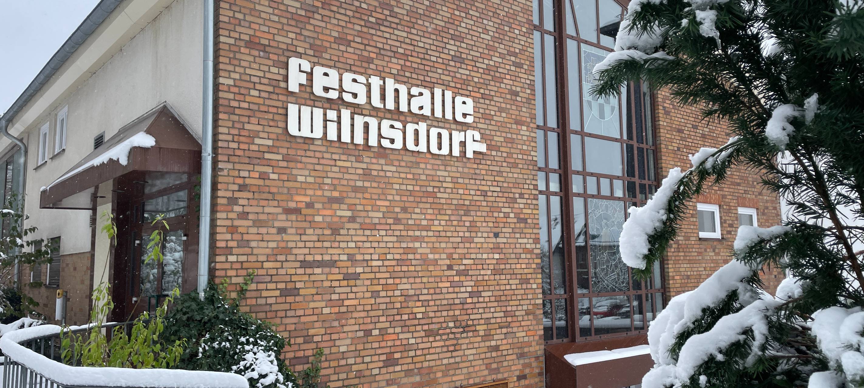 Für einen Überblick über bereits vermietete und reservierte Veranstaltungsräume der Gemeinde Wilnsdorf wird gebeten, sich bis zum 15. Dezember beim Zentralen Gebäudemanagement zu melden.