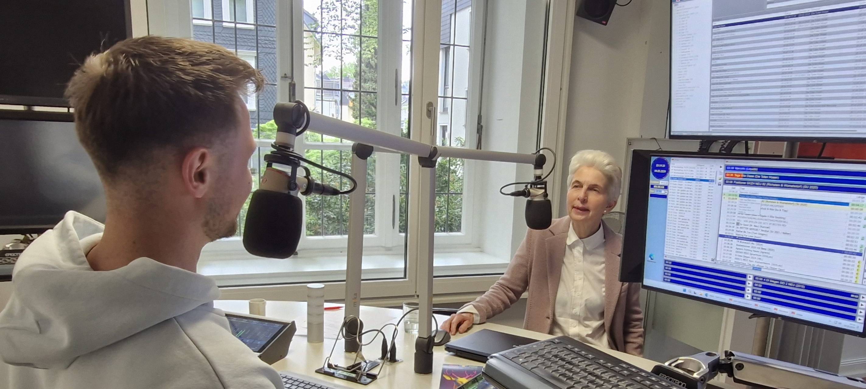 Marie-Agnes Strack-Zimmermann im Interview bei Max Schepp