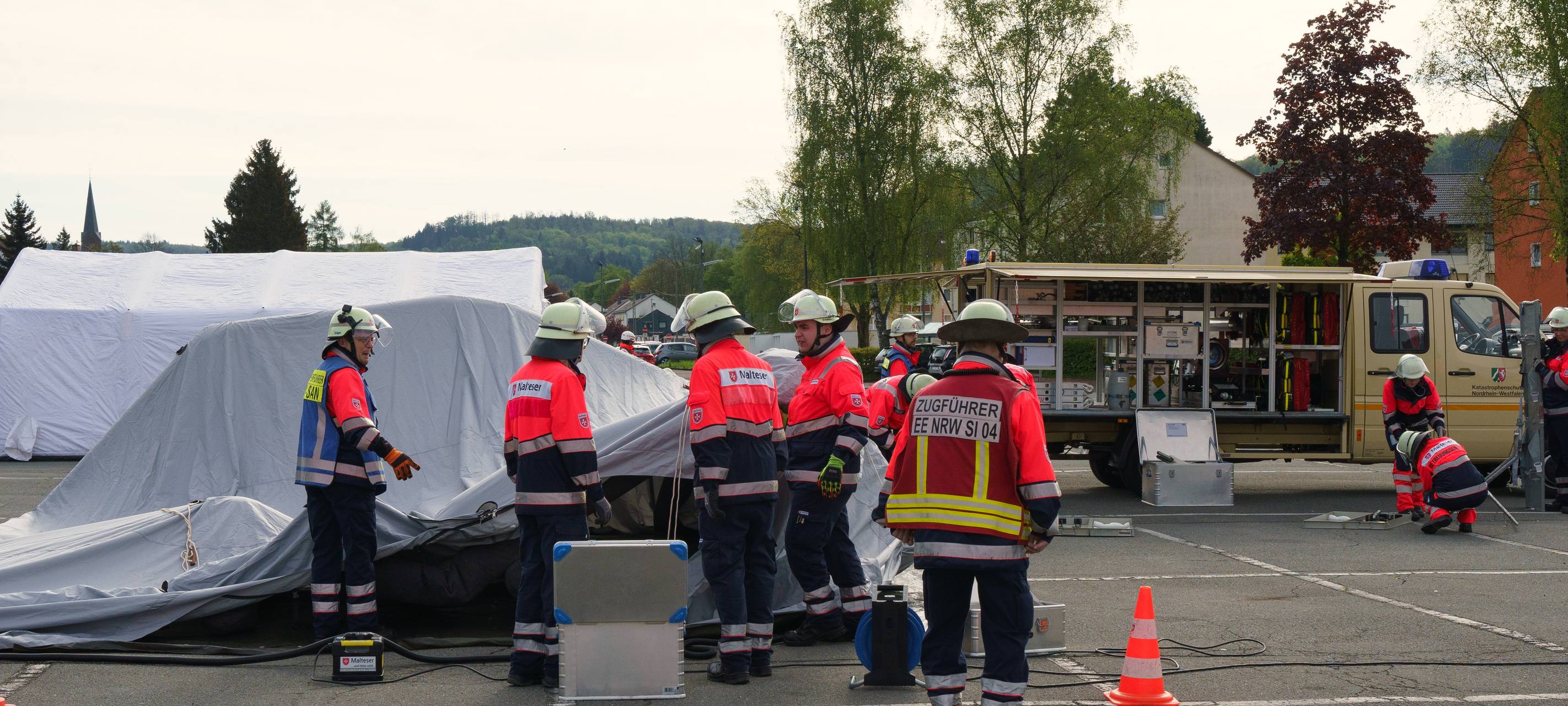 Rettungskräfte in Siegen-Wittgenstein üben EM-Ernstfall