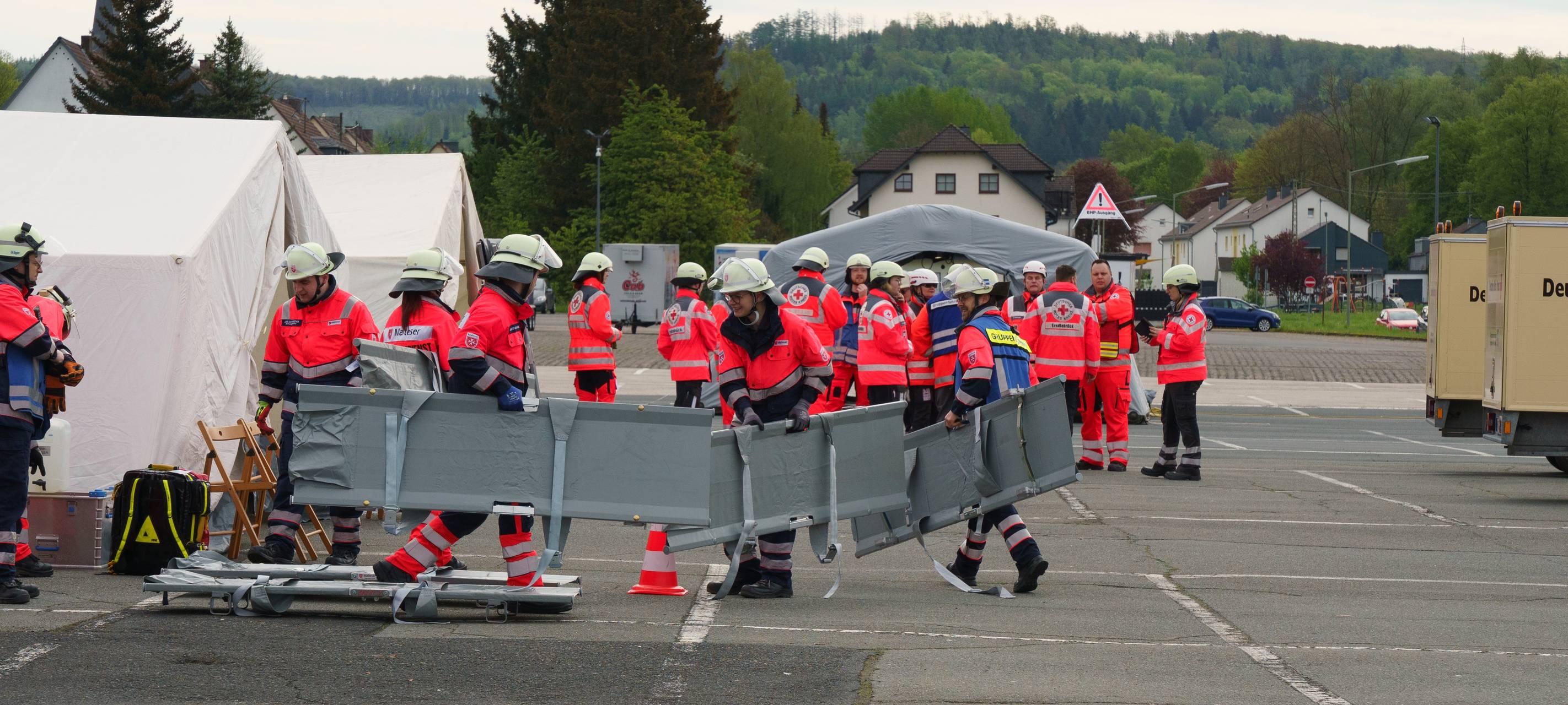 Rettungskräfte in Siegen-Wittgenstein üben EM-Ernstfall