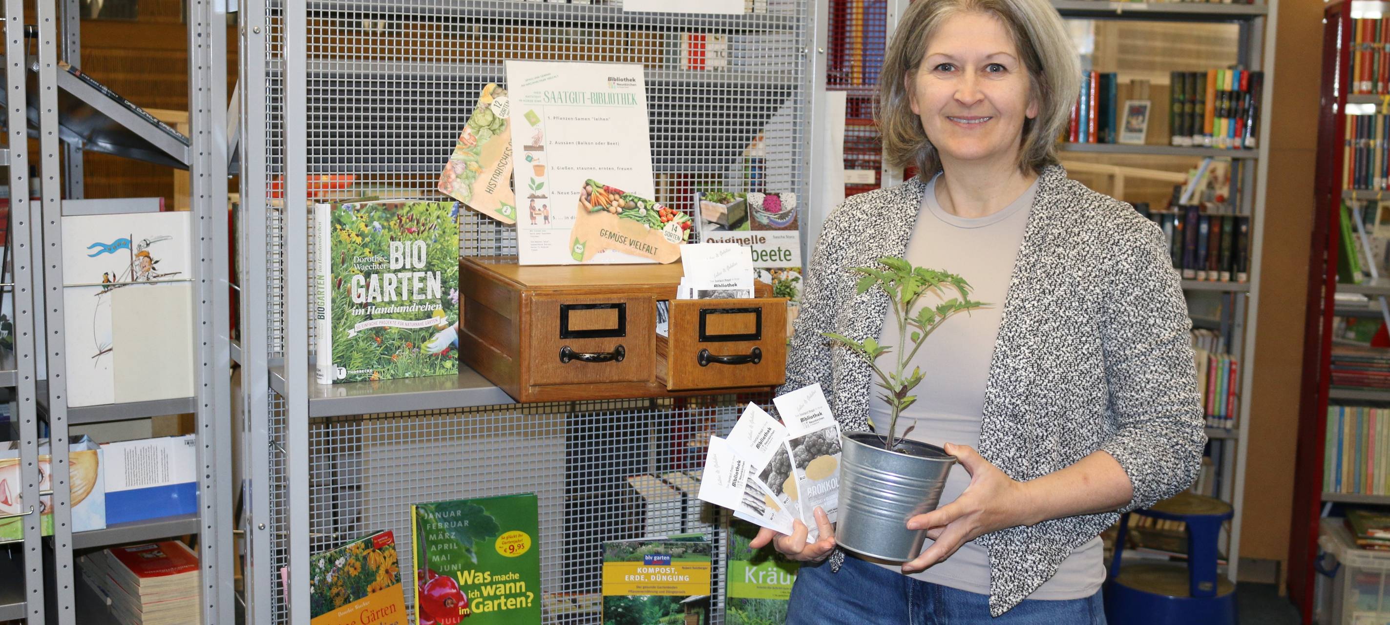 Die Bibliothek in Neunkirchen hat jetzt auch eine Saatgutbibliothek.