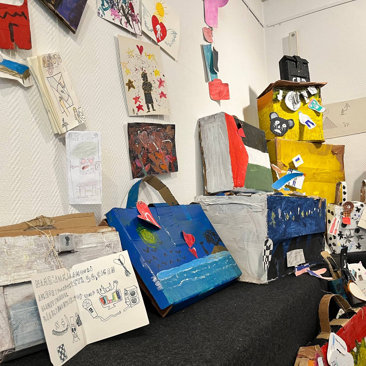 Ausstellung "Mein Erinnerungskoffer" im Museum Netpherland