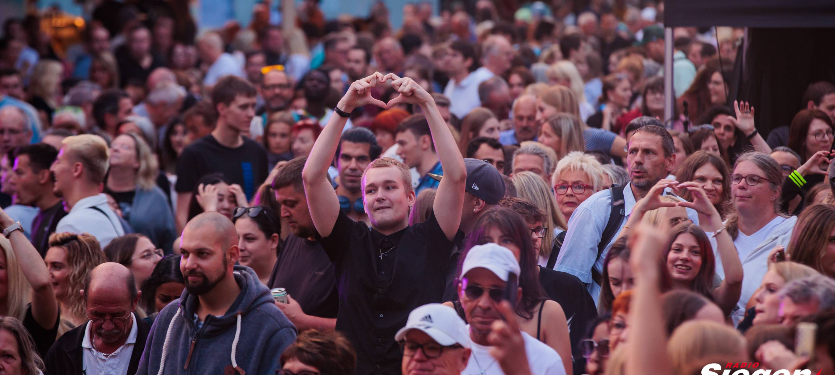 Radio Siegen Kulthitparty beim Stadtfest 2024