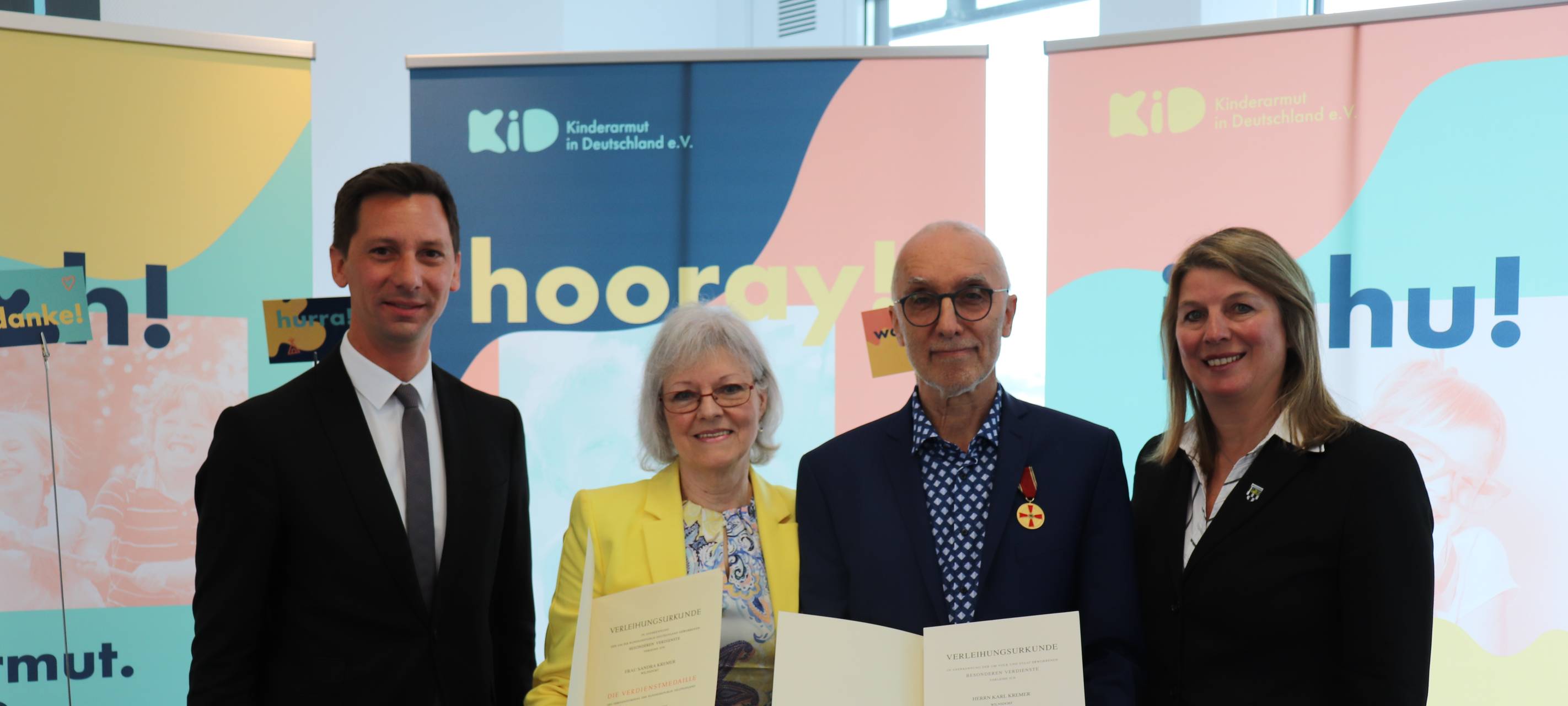 Ehepaar Kremer aus Oberdielfen erhält Bundesverdienstmedaille