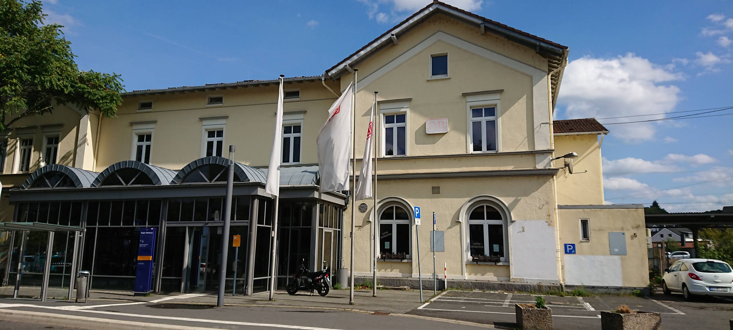 Modernisierung am Aufzug am Bahnhof in Weidenau verschiebt sich
