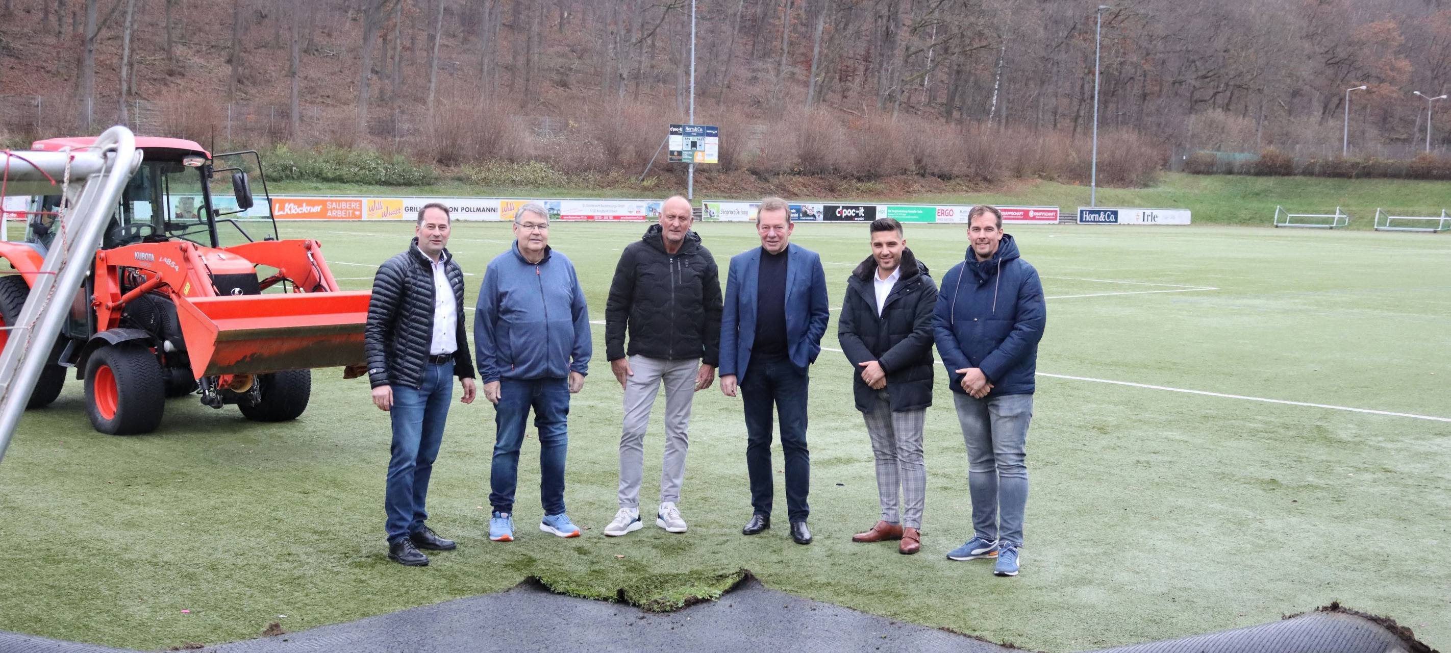 Leimbachstadion bekommt neuen Kunstrasen